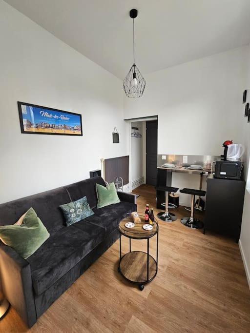 Studio Avec Jardin Rosendael Proche Plage Dunkirk Bagian luar foto